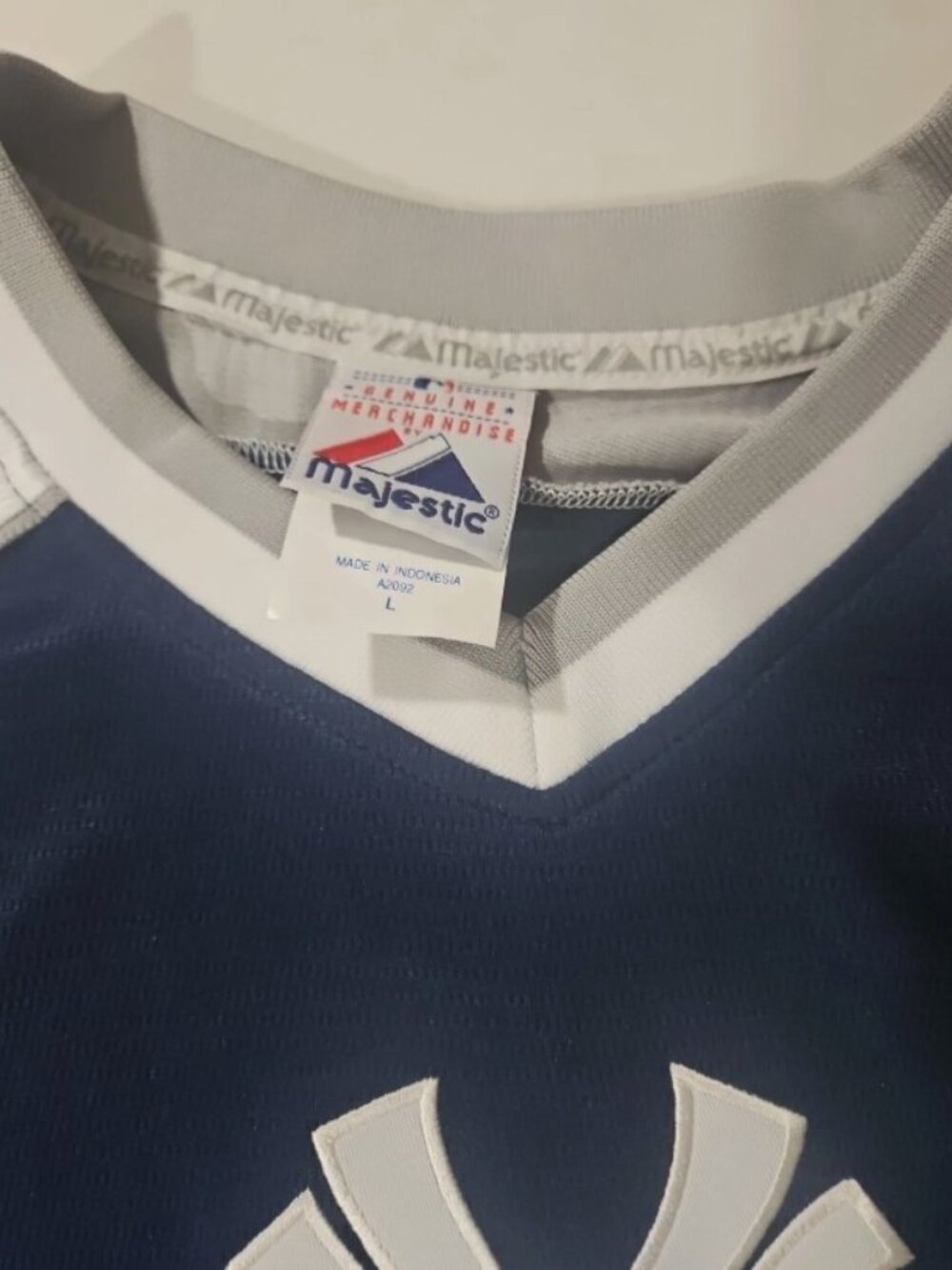 Majestic New York Yankees Jersey - Picture 3 of 6
